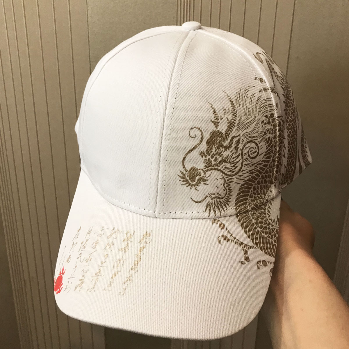 کلاه کپ طرح اژدها رنگ سفید